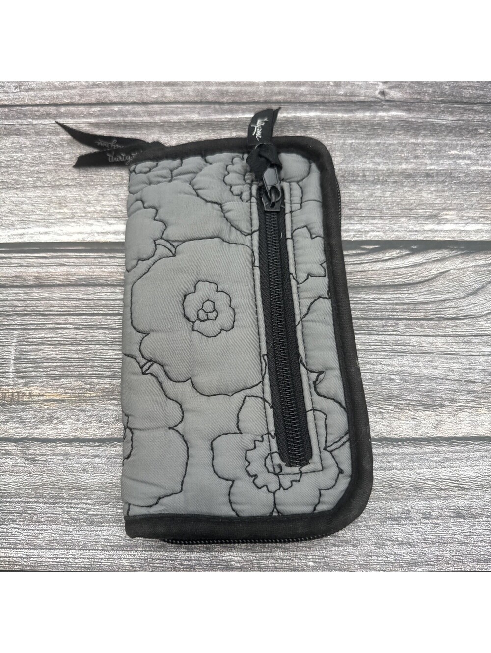 Thirty-One Gray Quilted Floral Zip Around Wallet Card Holder Pouch Organizer